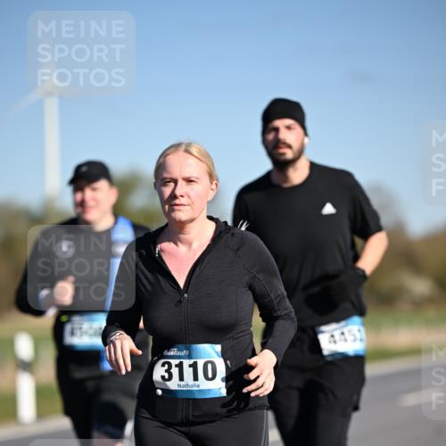 06.04.2025 - 44. Internationalen Wilhelmsburger Insellauf Dr. Thomas Lammeyer http://msf.ph/oto/7565261 06.04.2025 09:40:28 Laufen 3110, 4451 meine-sportfotos.de