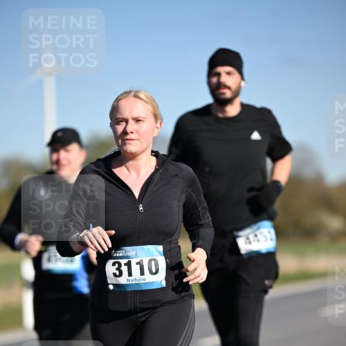 06.04.2025 - 44. Internationalen Wilhelmsburger Insellauf Dr. Thomas Lammeyer http://msf.ph/oto/7565264 06.04.2025 09:40:28 Laufen 3110, 4459 meine-sportfotos.de