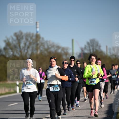 06.04.2025 - 44. Internationalen Wilhelmsburger Insellauf Dr. Thomas Lammeyer http://msf.ph/oto/7565270 06.04.2025 09:40:34 Laufen 3662, 4355, 3194 meine-sportfotos.de