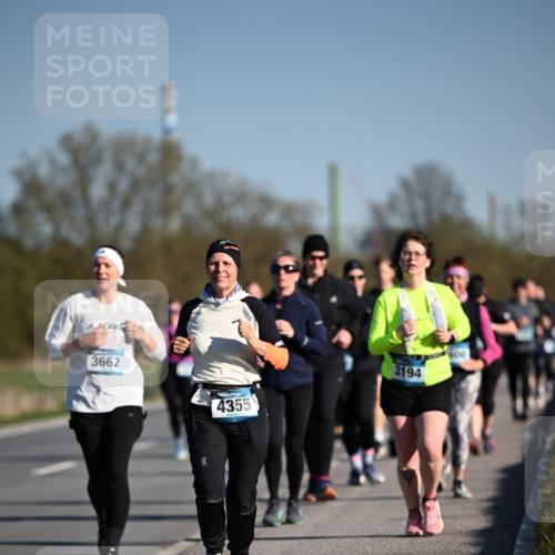 06.04.2025 - 44. Internationalen Wilhelmsburger Insellauf Dr. Thomas Lammeyer http://msf.ph/oto/7565283 06.04.2025 09:40:35 Laufen 3662, 4355, 3194 meine-sportfotos.de
