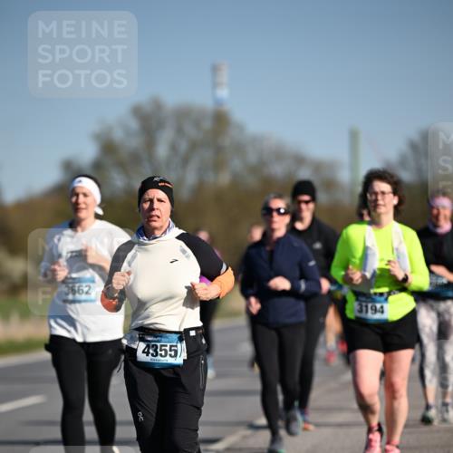 06.04.2025 - 44. Internationalen Wilhelmsburger Insellauf Dr. Thomas Lammeyer http://msf.ph/oto/7565309 06.04.2025 09:40:37 Laufen 3662, 4355, 3194 meine-sportfotos.de