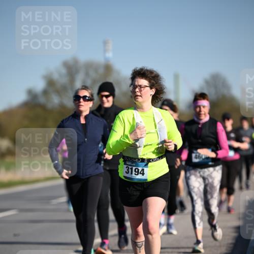 06.04.2025 - 44. Internationalen Wilhelmsburger Insellauf Dr. Thomas Lammeyer http://msf.ph/oto/7565332 06.04.2025 09:40:39 Laufen 3194 meine-sportfotos.de