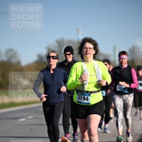 06.04.2025 - 44. Internationalen Wilhelmsburger Insellauf Dr. Thomas Lammeyer http://msf.ph/oto/7565347 06.04.2025 09:40:40 Laufen 3194 meine-sportfotos.de