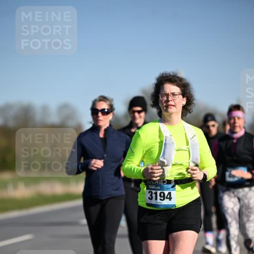 06.04.2025 - 44. Internationalen Wilhelmsburger Insellauf Dr. Thomas Lammeyer http://msf.ph/oto/7565363 06.04.2025 09:40:41 Laufen 3194 meine-sportfotos.de