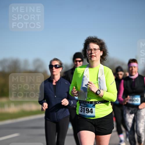 06.04.2025 - 44. Internationalen Wilhelmsburger Insellauf Dr. Thomas Lammeyer http://msf.ph/oto/7565367 06.04.2025 09:40:41 Laufen 3194, 4600 meine-sportfotos.de