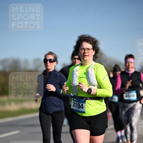 06.04.2025 - 44. Internationalen Wilhelmsburger Insellauf Dr. Thomas Lammeyer http://msf.ph/oto/7565370 06.04.2025 09:40:41 Laufen 3194, 4600 meine-sportfotos.de