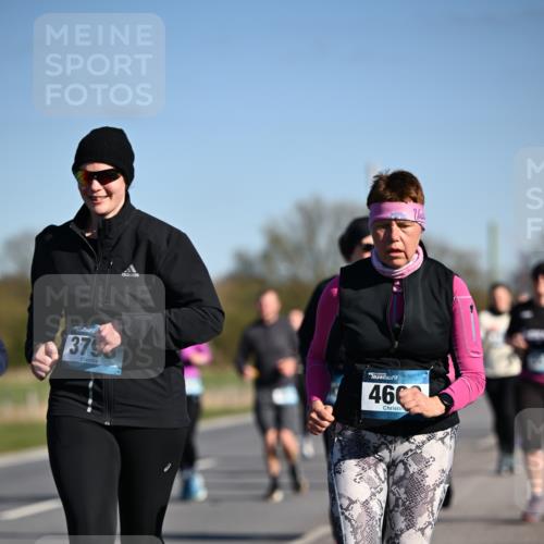 06.04.2025 - 44. Internationalen Wilhelmsburger Insellauf Dr. Thomas Lammeyer http://msf.ph/oto/7565392 06.04.2025 09:40:43 Laufen 379, 460 meine-sportfotos.de