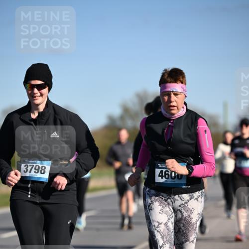 06.04.2025 - 44. Internationalen Wilhelmsburger Insellauf Dr. Thomas Lammeyer http://msf.ph/oto/7565396 06.04.2025 09:40:43 Laufen 3798, 4600 meine-sportfotos.de