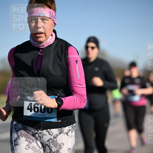 06.04.2025 - 44. Internationalen Wilhelmsburger Insellauf Dr. Thomas Lammeyer http://msf.ph/oto/7565408 06.04.2025 09:40:44 Laufen 44, 4600 meine-sportfotos.de