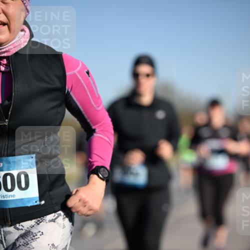 06.04.2025 - 44. Internationalen Wilhelmsburger Insellauf Dr. Thomas Lammeyer http://msf.ph/oto/7565420 06.04.2025 09:40:45 Laufen 009, 40 meine-sportfotos.de