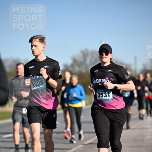 06.04.2025 - 44. Internationalen Wilhelmsburger Insellauf Dr. Thomas Lammeyer http://msf.ph/oto/7565449 06.04.2025 09:40:46 Laufen 3525, 2024, 3531 meine-sportfotos.de