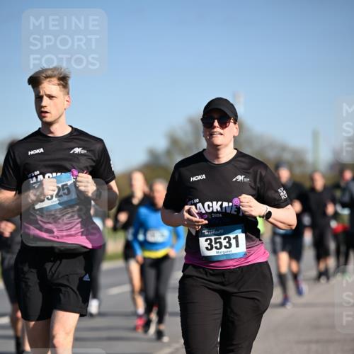 06.04.2025 - 44. Internationalen Wilhelmsburger Insellauf Dr. Thomas Lammeyer http://msf.ph/oto/7565463 06.04.2025 09:40:47 Laufen 525, 2024, 3531, 222 meine-sportfotos.de