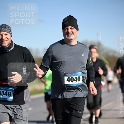 06.04.2025 - 44. Internationalen Wilhelmsburger Insellauf Dr. Thomas Lammeyer http://msf.ph/oto/7565560 06.04.2025 09:40:53 Laufen 4049, 4040 meine-sportfotos.de