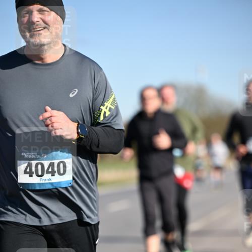 06.04.2025 - 44. Internationalen Wilhelmsburger Insellauf Dr. Thomas Lammeyer http://msf.ph/oto/7565577 06.04.2025 09:40:54 Laufen 4040 meine-sportfotos.de