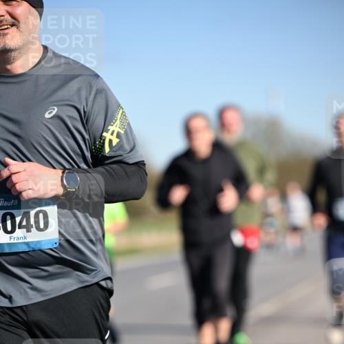 06.04.2025 - 44. Internationalen Wilhelmsburger Insellauf Dr. Thomas Lammeyer http://msf.ph/oto/7565580 06.04.2025 09:40:54 Laufen 040 meine-sportfotos.de