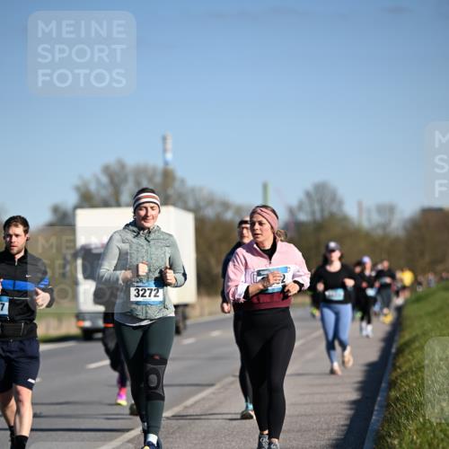06.04.2025 - 44. Internationalen Wilhelmsburger Insellauf Dr. Thomas Lammeyer http://msf.ph/oto/7565720 06.04.2025 09:41:12 Laufen 3272, 57 meine-sportfotos.de