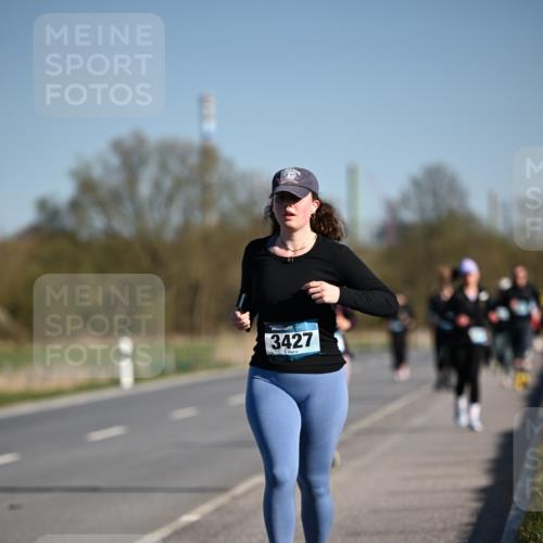 06.04.2025 - 44. Internationalen Wilhelmsburger Insellauf Dr. Thomas Lammeyer http://msf.ph/oto/7565809 06.04.2025 09:41:19 Laufen 3427 meine-sportfotos.de