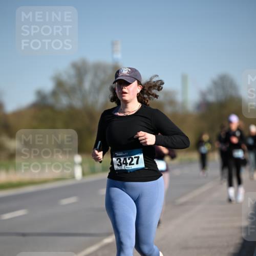 06.04.2025 - 44. Internationalen Wilhelmsburger Insellauf Dr. Thomas Lammeyer http://msf.ph/oto/7565826 06.04.2025 09:41:20 Laufen 3427 meine-sportfotos.de