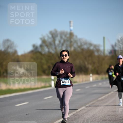 06.04.2025 - 44. Internationalen Wilhelmsburger Insellauf Dr. Thomas Lammeyer http://msf.ph/oto/7565838 06.04.2025 09:41:23 Laufen 4401 meine-sportfotos.de