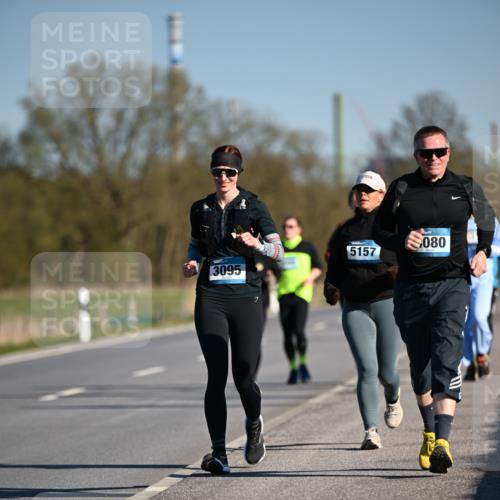 06.04.2025 - 44. Internationalen Wilhelmsburger Insellauf Dr. Thomas Lammeyer http://msf.ph/oto/7565917 06.04.2025 09:41:32 Laufen 3095, 5157, 080 meine-sportfotos.de