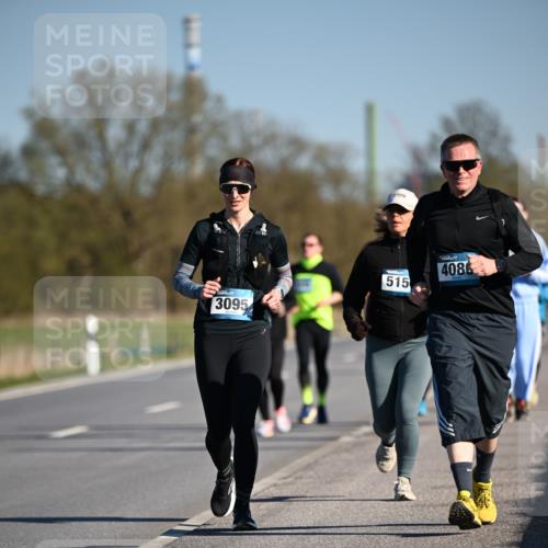 06.04.2025 - 44. Internationalen Wilhelmsburger Insellauf Dr. Thomas Lammeyer http://msf.ph/oto/7565925 06.04.2025 09:41:33 Laufen 3095, 515, 4086 meine-sportfotos.de