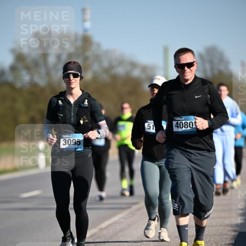 06.04.2025 - 44. Internationalen Wilhelmsburger Insellauf Dr. Thomas Lammeyer http://msf.ph/oto/7565948 06.04.2025 09:41:34 Laufen 3095, 5, 51, 4080 meine-sportfotos.de