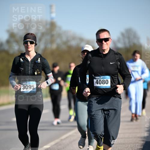 06.04.2025 - 44. Internationalen Wilhelmsburger Insellauf Dr. Thomas Lammeyer http://msf.ph/oto/7565961 06.04.2025 09:41:35 Laufen 3095, 4080 meine-sportfotos.de