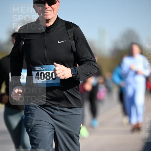 06.04.2025 - 44. Internationalen Wilhelmsburger Insellauf Dr. Thomas Lammeyer http://msf.ph/oto/7566005 06.04.2025 09:41:38 Laufen 4080 meine-sportfotos.de