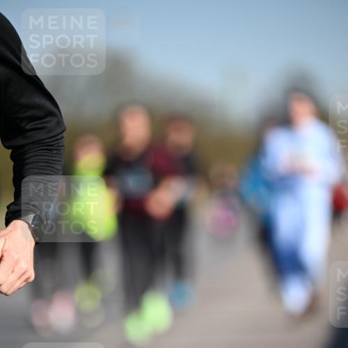 06.04.2025 - 44. Internationalen Wilhelmsburger Insellauf Dr. Thomas Lammeyer http://msf.ph/oto/7566020 06.04.2025 09:41:39 Laufen  meine-sportfotos.de