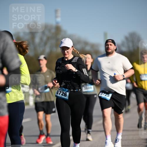06.04.2025 - 44. Internationalen Wilhelmsburger Insellauf Dr. Thomas Lammeyer http://msf.ph/oto/7566248 06.04.2025 09:42:00 Laufen 3726 meine-sportfotos.de