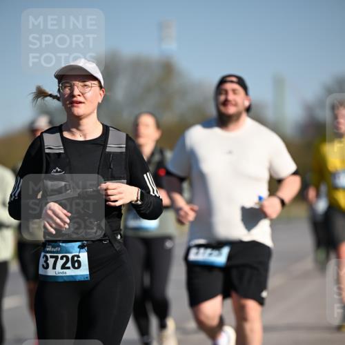 06.04.2025 - 44. Internationalen Wilhelmsburger Insellauf Dr. Thomas Lammeyer http://msf.ph/oto/7566280 06.04.2025 09:42:02 Laufen 3726, 7723 meine-sportfotos.de