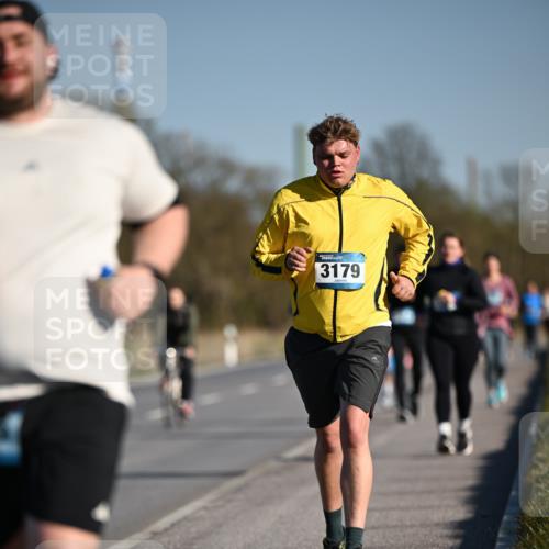 06.04.2025 - 44. Internationalen Wilhelmsburger Insellauf Dr. Thomas Lammeyer http://msf.ph/oto/7566307 06.04.2025 09:42:04 Laufen 3179 meine-sportfotos.de