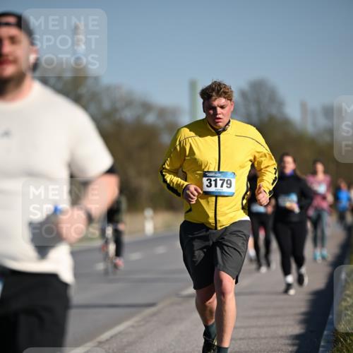06.04.2025 - 44. Internationalen Wilhelmsburger Insellauf Dr. Thomas Lammeyer http://msf.ph/oto/7566310 06.04.2025 09:42:04 Laufen 3179 meine-sportfotos.de