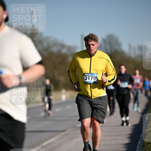 06.04.2025 - 44. Internationalen Wilhelmsburger Insellauf Dr. Thomas Lammeyer http://msf.ph/oto/7566312 06.04.2025 09:42:04 Laufen 3179 meine-sportfotos.de
