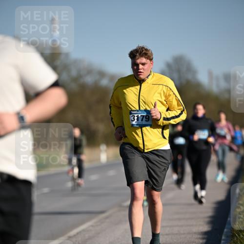 06.04.2025 - 44. Internationalen Wilhelmsburger Insellauf Dr. Thomas Lammeyer http://msf.ph/oto/7566315 06.04.2025 09:42:04 Laufen 3179 meine-sportfotos.de