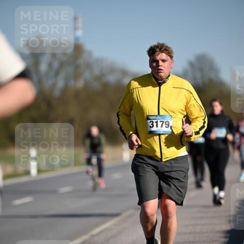 06.04.2025 - 44. Internationalen Wilhelmsburger Insellauf Dr. Thomas Lammeyer http://msf.ph/oto/7566327 06.04.2025 09:42:05 Laufen 3179 meine-sportfotos.de