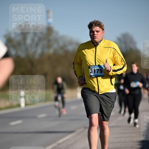 06.04.2025 - 44. Internationalen Wilhelmsburger Insellauf Dr. Thomas Lammeyer http://msf.ph/oto/7566329 06.04.2025 09:42:05 Laufen 3179 meine-sportfotos.de