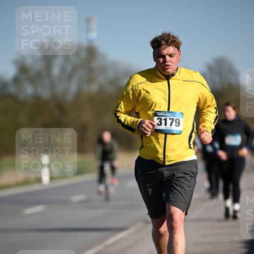 06.04.2025 - 44. Internationalen Wilhelmsburger Insellauf Dr. Thomas Lammeyer http://msf.ph/oto/7566339 06.04.2025 09:42:05 Laufen 3179 meine-sportfotos.de