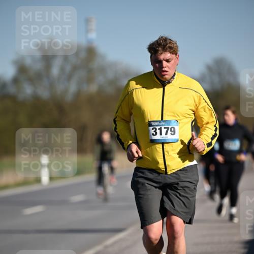 06.04.2025 - 44. Internationalen Wilhelmsburger Insellauf Dr. Thomas Lammeyer http://msf.ph/oto/7566342 06.04.2025 09:42:06 Laufen 3179 meine-sportfotos.de