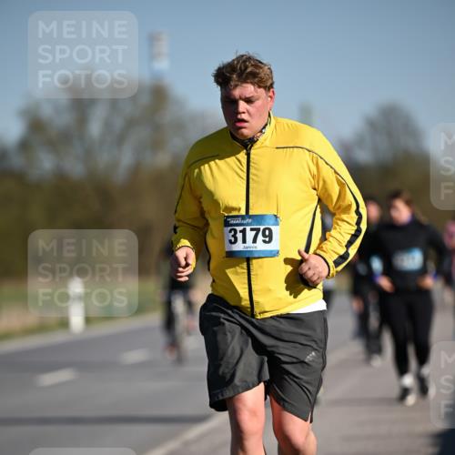 06.04.2025 - 44. Internationalen Wilhelmsburger Insellauf Dr. Thomas Lammeyer http://msf.ph/oto/7566350 06.04.2025 09:42:06 Laufen 3179 meine-sportfotos.de