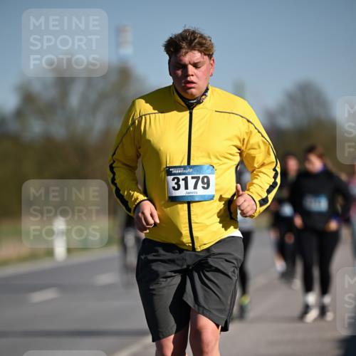 06.04.2025 - 44. Internationalen Wilhelmsburger Insellauf Dr. Thomas Lammeyer http://msf.ph/oto/7566357 06.04.2025 09:42:06 Laufen 3179 meine-sportfotos.de