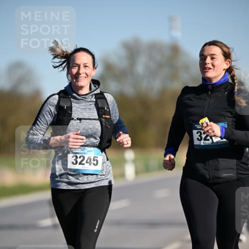06.04.2025 - 44. Internationalen Wilhelmsburger Insellauf Dr. Thomas Lammeyer http://msf.ph/oto/7566433 06.04.2025 09:42:13 Laufen 32, 3245 meine-sportfotos.de