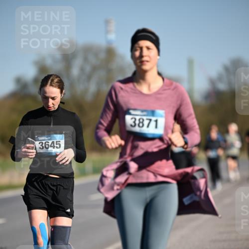 06.04.2025 - 44. Internationalen Wilhelmsburger Insellauf Dr. Thomas Lammeyer http://msf.ph/oto/7566498 06.04.2025 09:42:20 Laufen 3645, 3871 meine-sportfotos.de