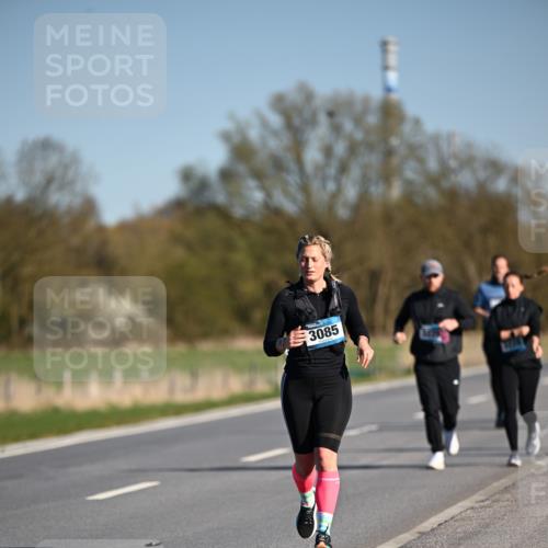 06.04.2025 - 44. Internationalen Wilhelmsburger Insellauf Dr. Thomas Lammeyer http://msf.ph/oto/7566505 06.04.2025 09:42:27 Laufen 3085 meine-sportfotos.de