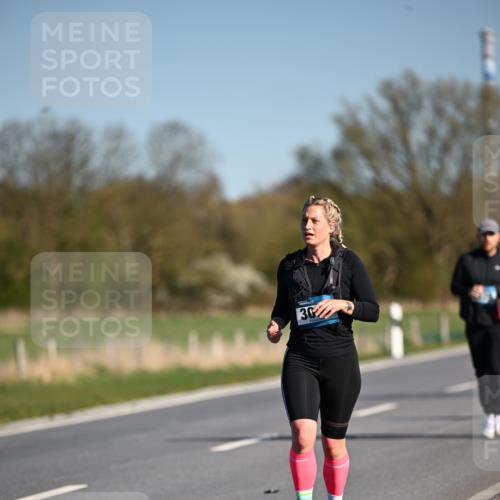 06.04.2025 - 44. Internationalen Wilhelmsburger Insellauf Dr. Thomas Lammeyer http://msf.ph/oto/7566534 06.04.2025 09:42:28 Laufen 30 meine-sportfotos.de