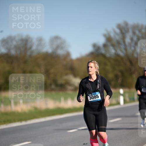 06.04.2025 - 44. Internationalen Wilhelmsburger Insellauf Dr. Thomas Lammeyer http://msf.ph/oto/7566539 06.04.2025 09:42:29 Laufen 3085 meine-sportfotos.de