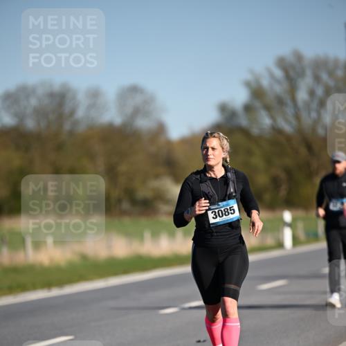 06.04.2025 - 44. Internationalen Wilhelmsburger Insellauf Dr. Thomas Lammeyer http://msf.ph/oto/7566542 06.04.2025 09:42:29 Laufen 3085 meine-sportfotos.de