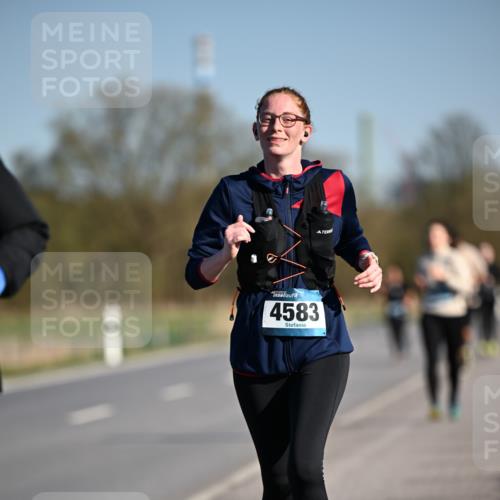 06.04.2025 - 44. Internationalen Wilhelmsburger Insellauf Dr. Thomas Lammeyer http://msf.ph/oto/7566739 06.04.2025 09:42:45 Laufen 4583 meine-sportfotos.de
