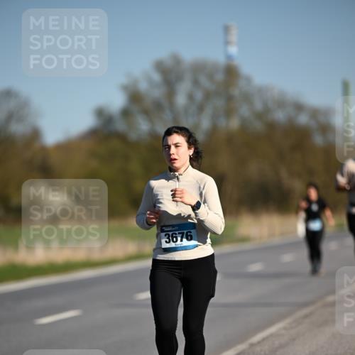 06.04.2025 - 44. Internationalen Wilhelmsburger Insellauf Dr. Thomas Lammeyer http://msf.ph/oto/7566764 06.04.2025 09:42:52 Laufen 3676 meine-sportfotos.de