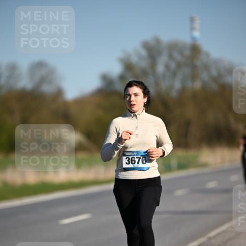 06.04.2025 - 44. Internationalen Wilhelmsburger Insellauf Dr. Thomas Lammeyer http://msf.ph/oto/7566771 06.04.2025 09:42:52 Laufen 3676 meine-sportfotos.de